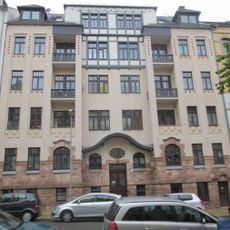 Mietshaus in geschlossener Bebauung Agricolastraße 30