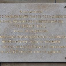 Commemorative plaque