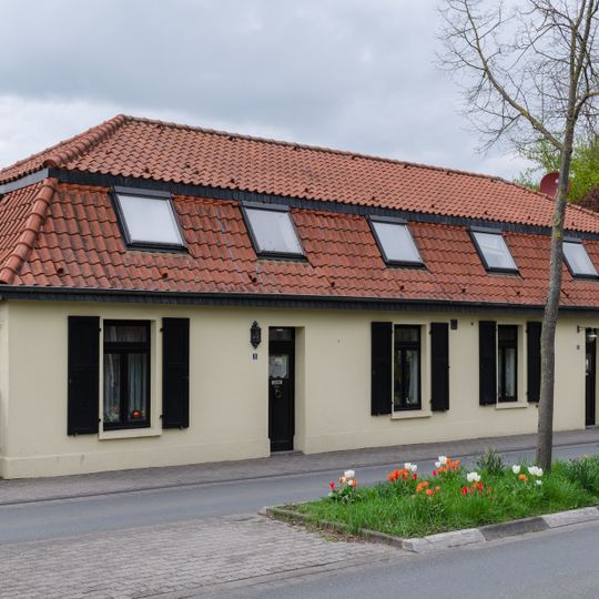 Graf-Luitpold-Straße 6/8