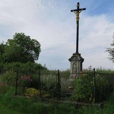 Pamětní kříž na Hostince