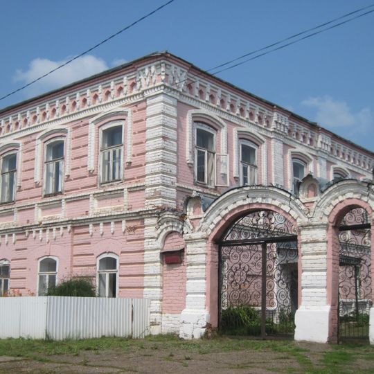 Каменный дом