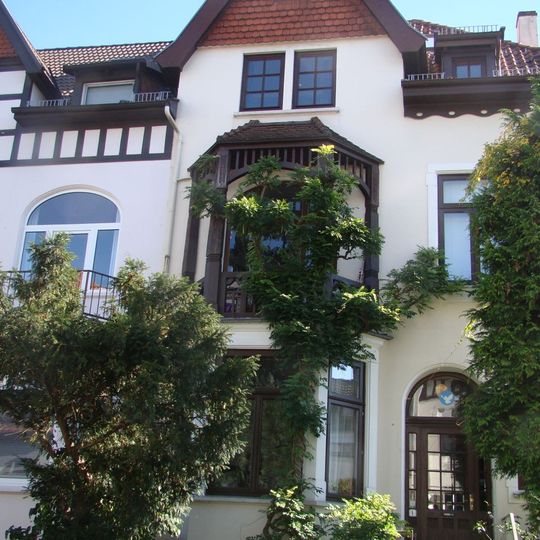 Wohnhaus Hermann-Allmers-Straße 1