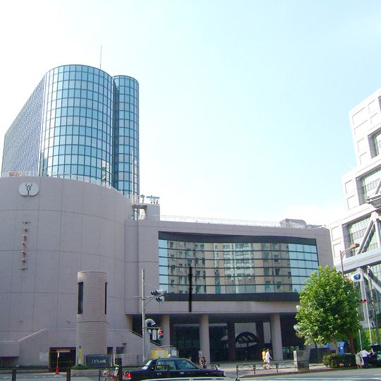 Aoyama Theatre