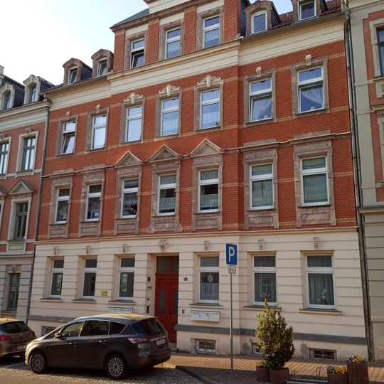 Mietshaus in geschlossener Bebauung Winklerstraße 32