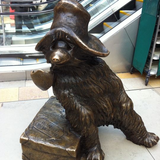 Statue of Paddington Bear