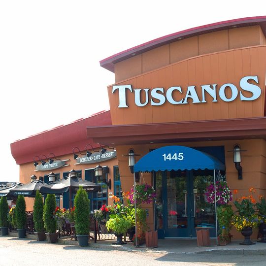 Tuscanos