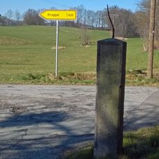 Wegestein Nostitz (am Abzweig zur Mühle)