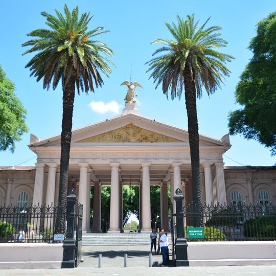 La Chacarita Cemetery