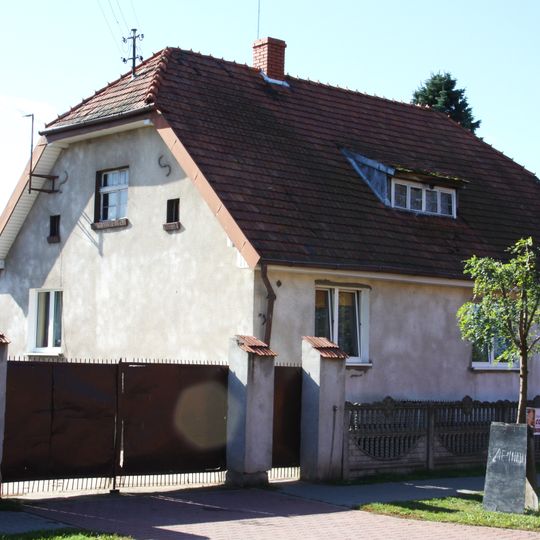 49 Dworcowa Street in Golęczewo