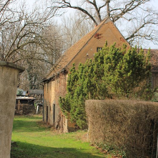 Häuslerhaus und Scheune Purschwitz 12