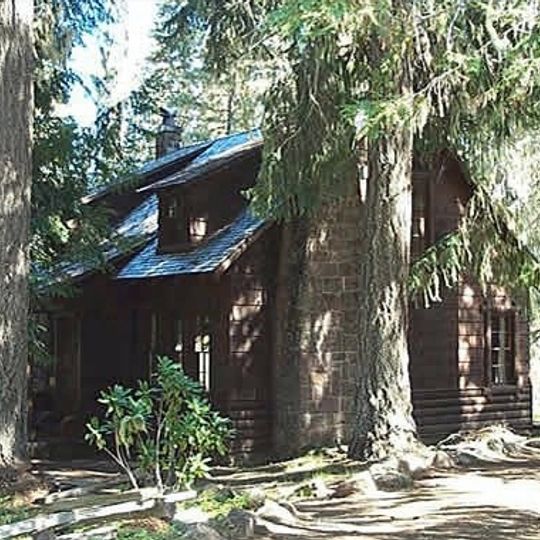 Clackamas Lake Ranger Station Historic District