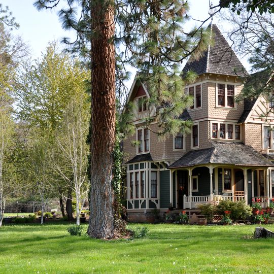 Chavner Family House