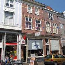 Rogstraat 20, Grave