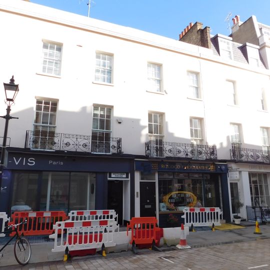 1-8, Motcomb Street Sw1