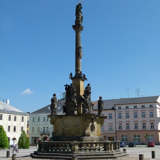 Město