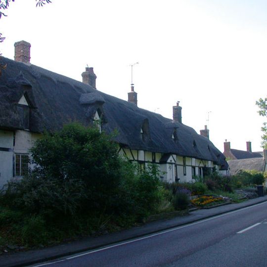 143-153 Crow End Cottages, Ermine Way