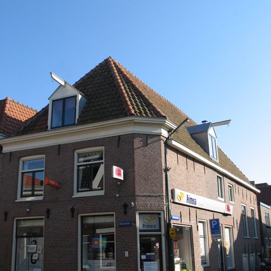 Weesperstraat 1, Muiden