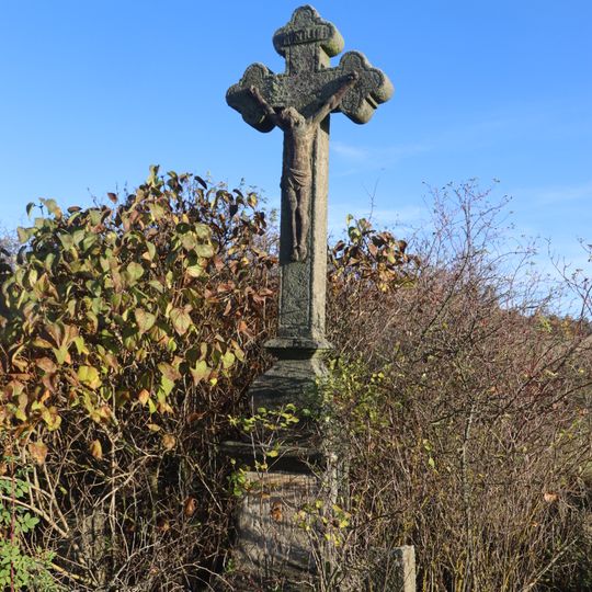 Kříž na severním okraji Klučova