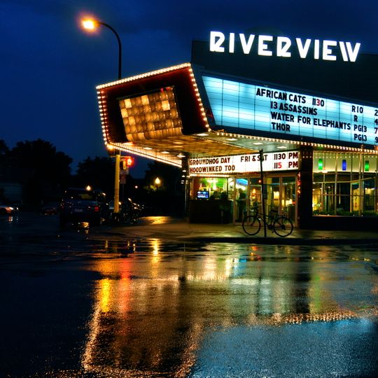 Riverview Theater