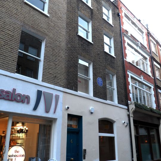 6, Carlisle Street W1