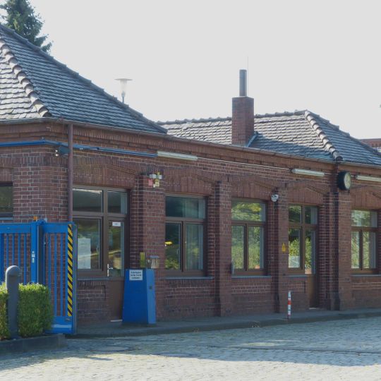 BWK, Haus 162/163, Pförtner und Feuerwache