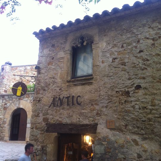 Finestra de la casa al Carrer Major, 12