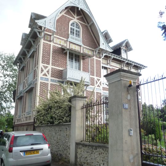 Maison, 16 quai de Champagne