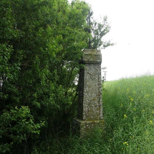 Kříž jižně od Babína u Farského rybníka