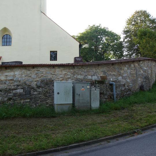 Friedhofsmauer Nähe Hagenhausener Hauptstraße