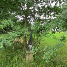 Kříž na okraji Častonína směrem na Kladiny