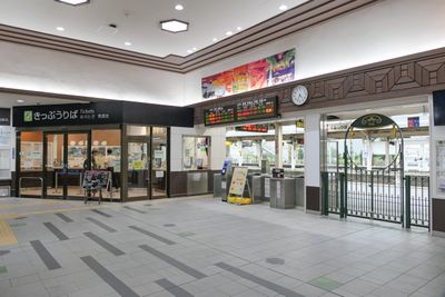 Interior 0