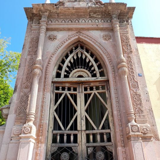 Centro Cultural Los Arquitos