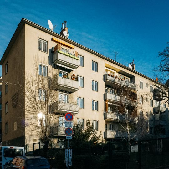 Gemeindebau Meravigliagasse 5-7