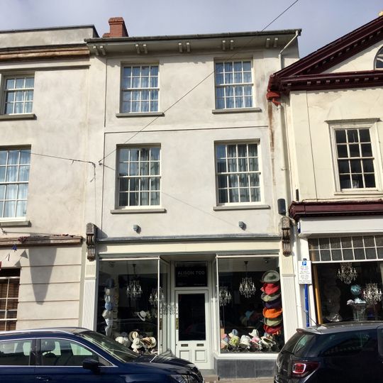 No.14 Cross Street, Abergavenny