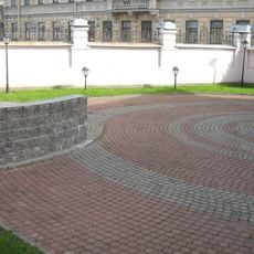 Сад угловой