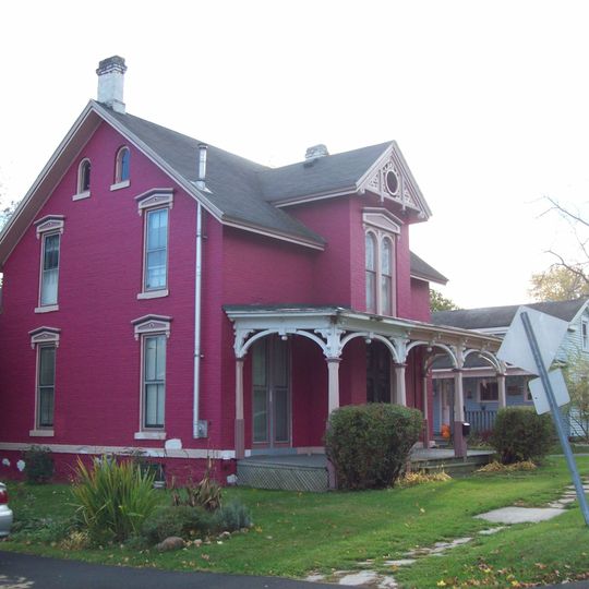 House at No. 13 Grove Street