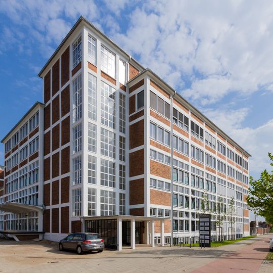 Kontorhaus und Hafenspeicher Auf der Muggenburg