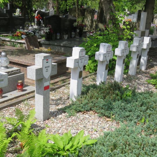 Kwatera żołnierska 1939-1945 na cmentarzu parafialnym w Milanówku w Milanówku