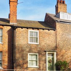 4, Bishopgate Street