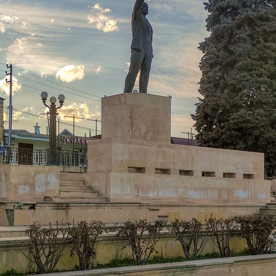 Памятник В.И. Ленину