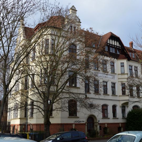 Gerhart-Hauptmann-Straße 46