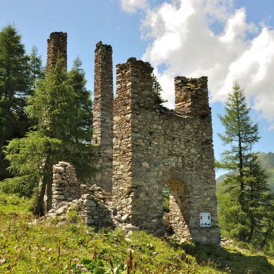 Ehem. Bergstation mit Achslagertürmen der Radhausbergbahn