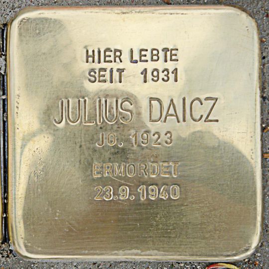 Stolperstein en memoria de Julius Daicz