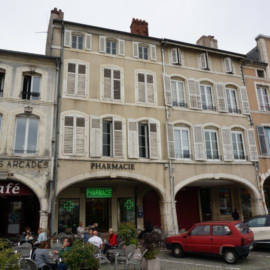 Maison, 14 place Duroc