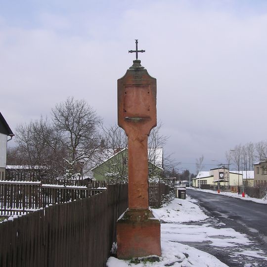 Boží muka v Blatnu u křižovatky