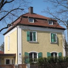 August-Exter-Straße 27