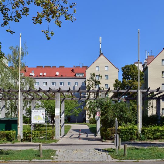 Wohnhausanlage Goldschlagstraße 148-158