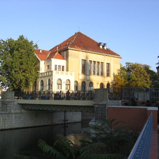 Budynek Śląskiego Towarzystwa Kultury Ojczyźnianej, ob. Uniwersytet Medyczny