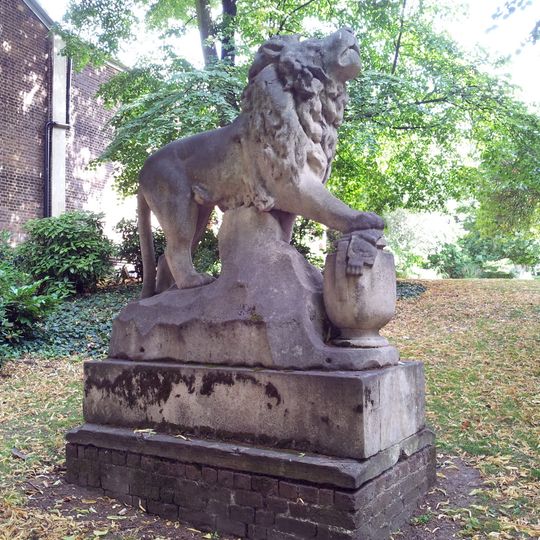 Thomas Cribb Monument In Churchyard To North East Of Church Of St Mary With St Anne
