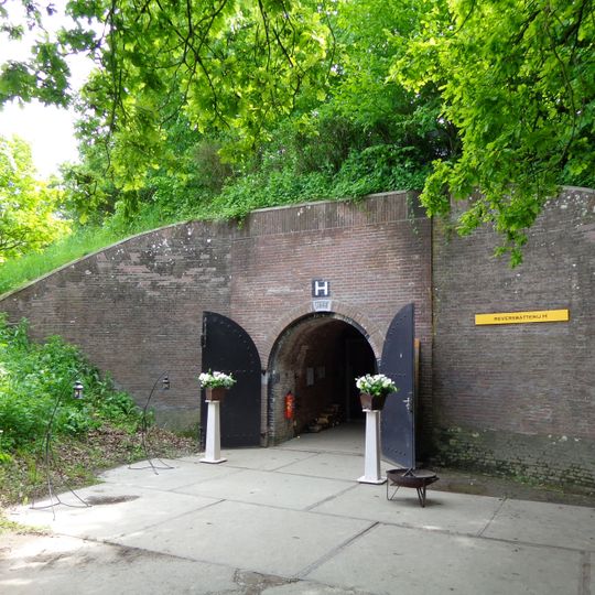 Fort Vechten, reversbatterij H